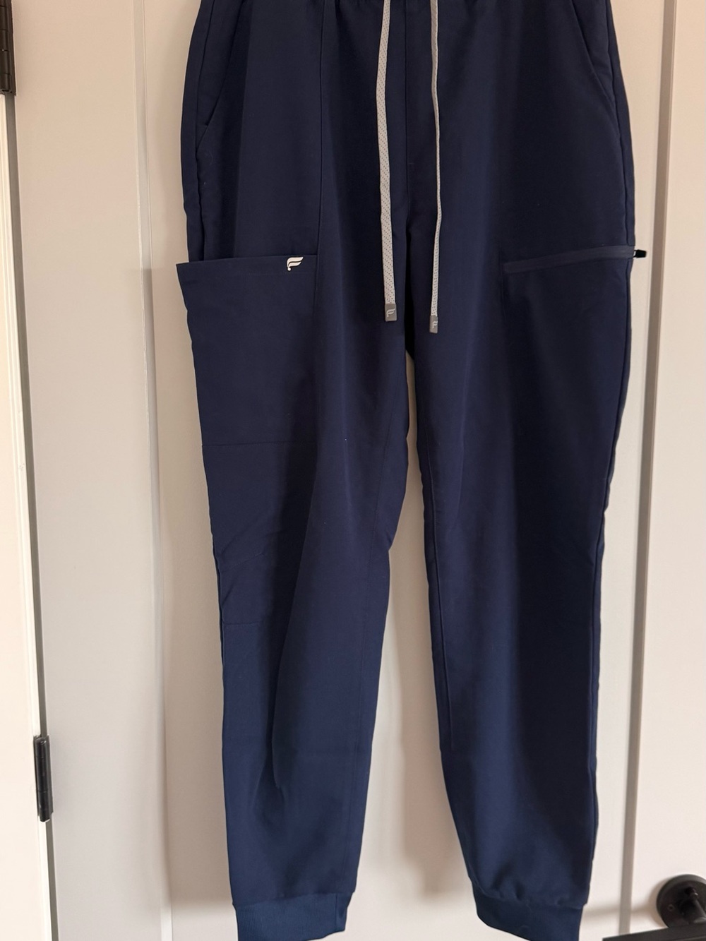 **BUNDLE** Fabletics Joggers and Scrub Top